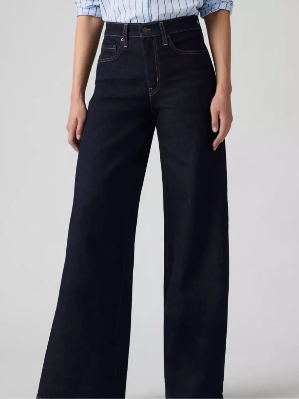 Levi's 728 High Rise Wide Leg Jeans